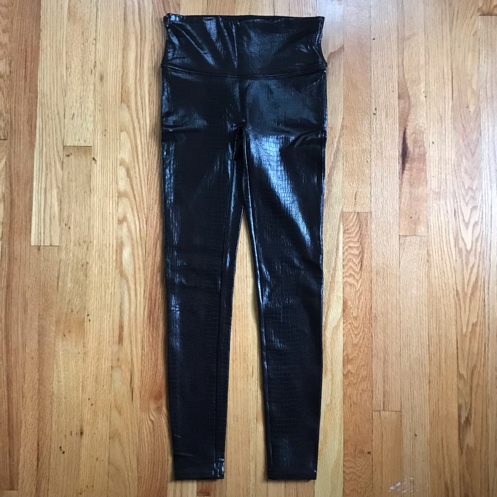 SPANX Shiny Brown Faux-Leather Croc Leggings XS